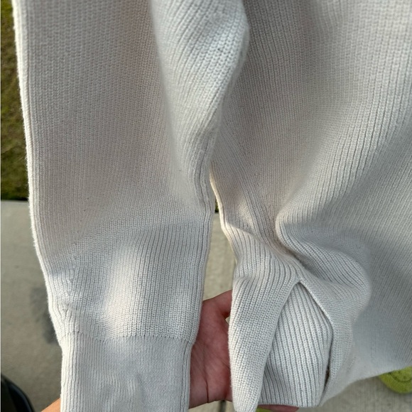 Lululemon White Opal Ribbed Sweater - Picture 4 of 5